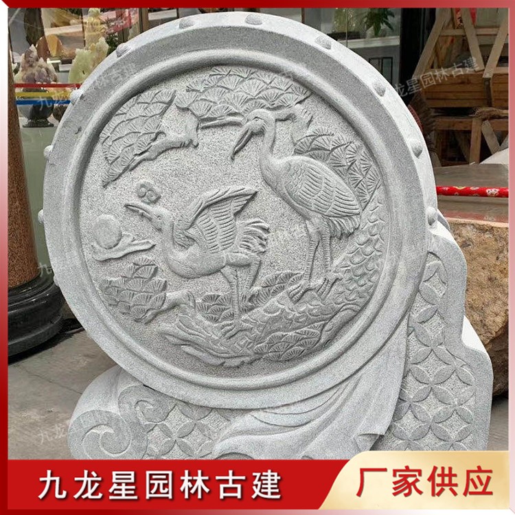 青石雕刻門(mén)當(dāng)抱鼓石圖片